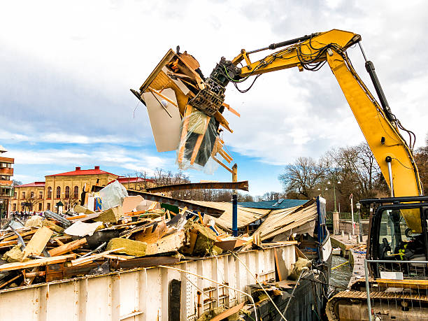 Best Professional Junk Removal  in La Crosse, KS